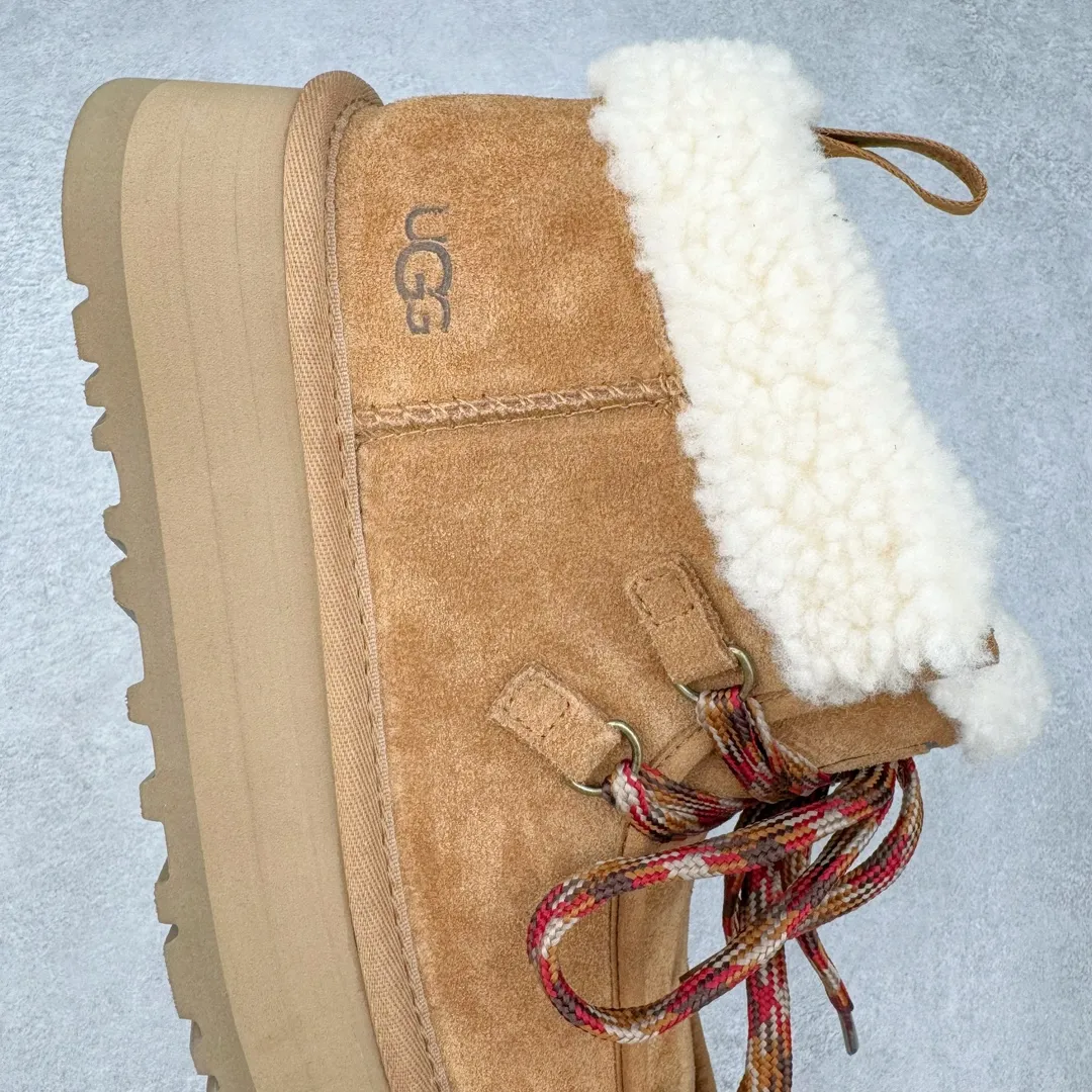 Pick up locally💰600 UGG 3954 Fukala autumn and winter sheepskin and fur integrated snow boots. All shoes are made from ZP. Longfeng A-grade Australian imported sheepskin and fur integrated women's boots. Brand OEM production line. Fully follow the ZP process. OEM original pattern maker. Adhering to the principle of no original shoes and no development selection. Pay attention to every detail. The most authentic version on the market. TREADLITE "Light Wing" technology outsole. Lightweight/durable/flexible/pile size: 35 36 37 38 39 40 Coding: by3936040